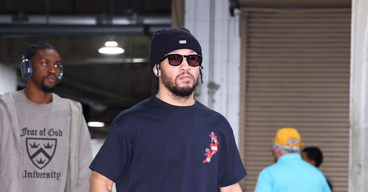 Jalen Brunson joins Bronx students in the kitchen and donates $300K to culinary program