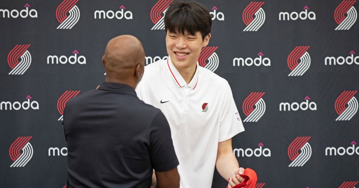 Yang Hansen Signs Rookie Contract with Portland Trail Blazers
