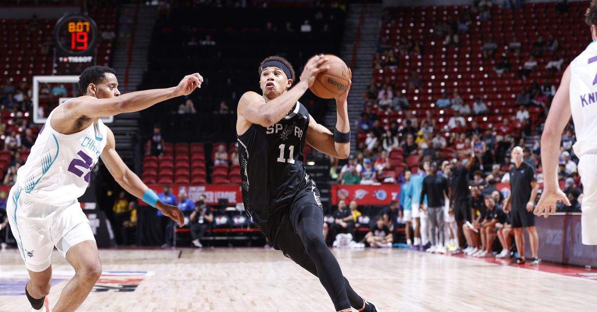 Carter Bryant finds his offense in the Spurs blowout loss to the Hornets