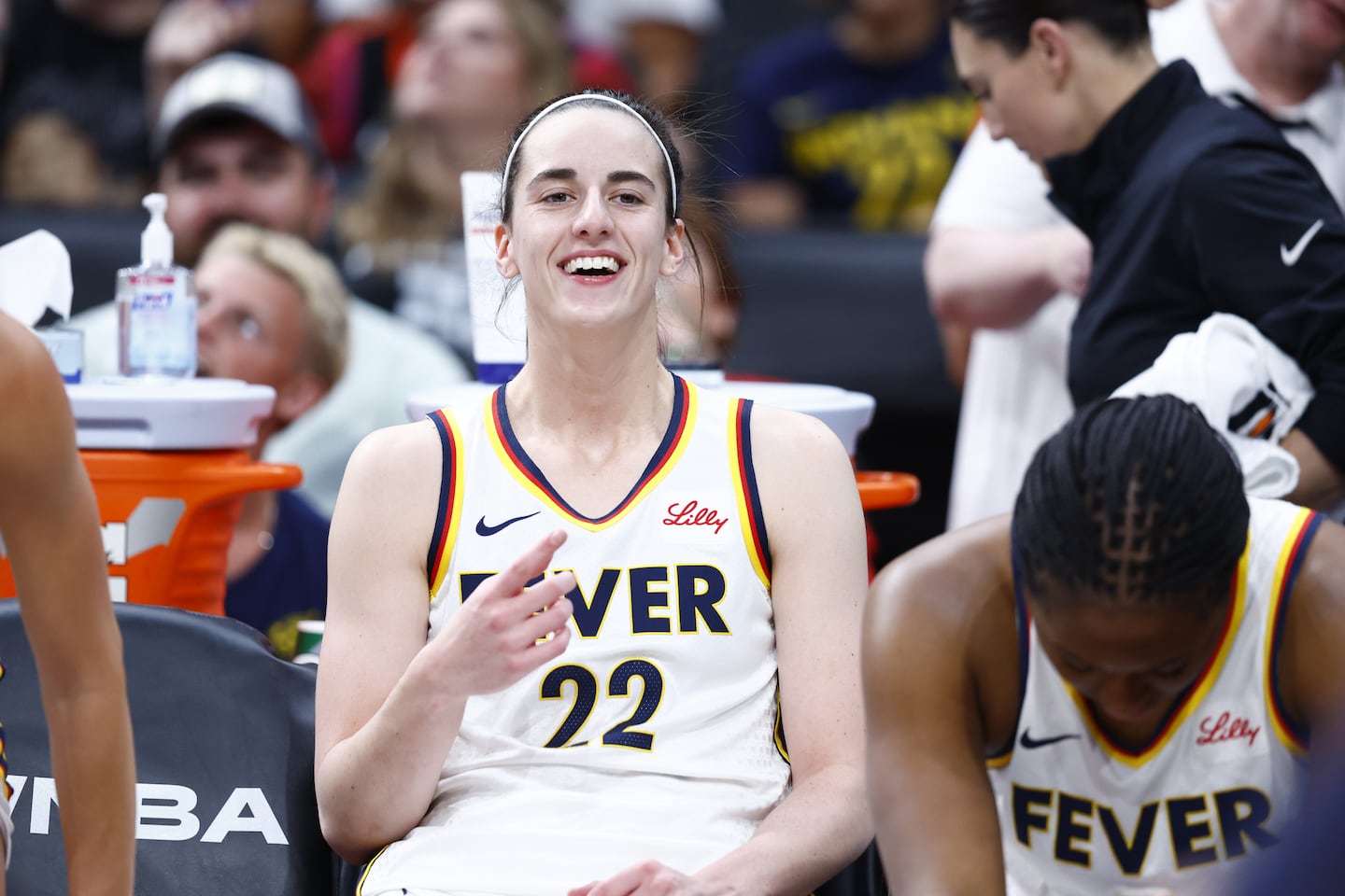 Caitlin Clark finished with 14 points on 4-of-14 shooting against the Sun.