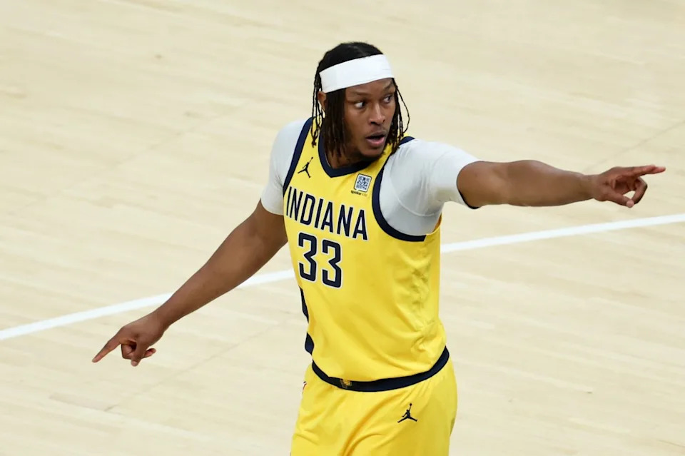 Indiana Pacers center Myles Turner (33)Trevor Ruszkowski-Imagn Images