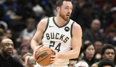 Hornets acquire Connaughton, 2 second-round picks from Bucks for Micic, AP source says - Chronicle-Tribune