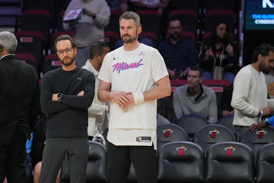 Former Miami Heat forward Kevin Love (42).© Jim Rassol-Imagn Images