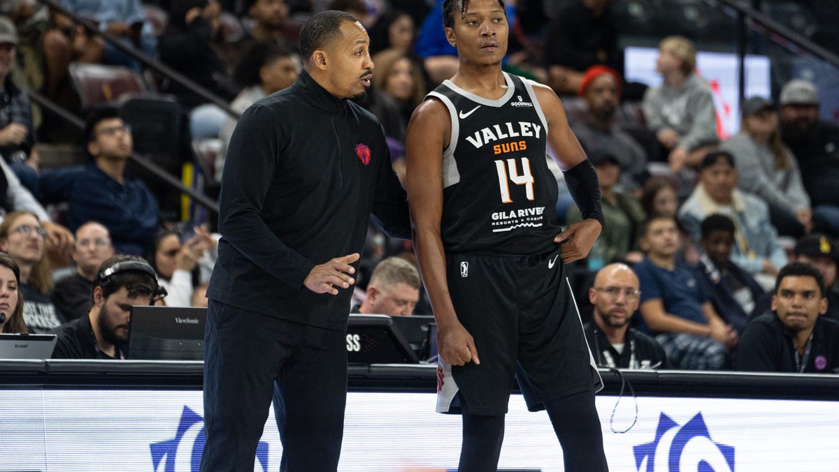 Valley Suns' John Little joins Ott's Phoenix Suns staff