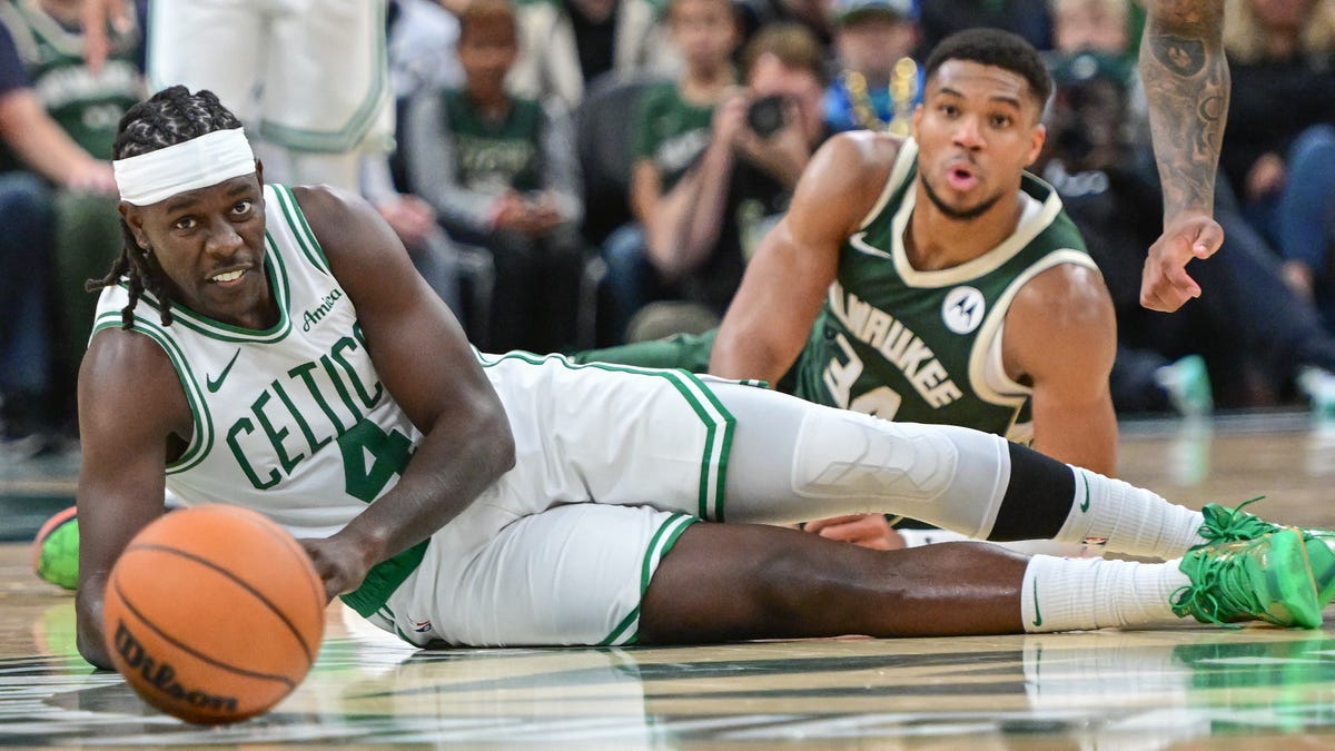 Should the Celtics tank if they can't trade for Giannis Antetokounmpo?