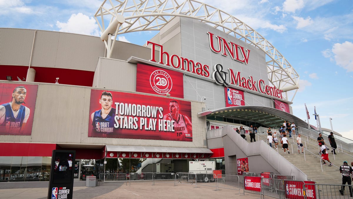 What do we need to know about the Celtics summer league roster?