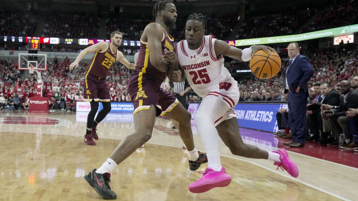 Wisconsin's newcomer-loaded 2025-26 team shows some encouraging signs