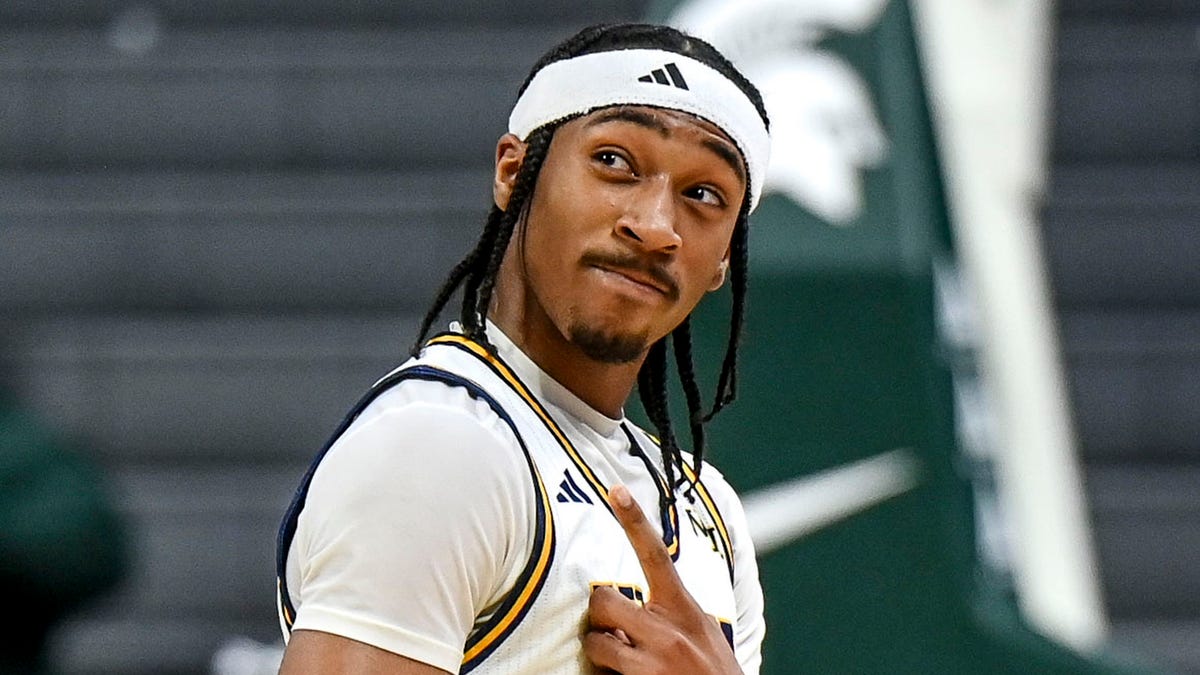 Carlos Medlock commits to Michigan State basketball and Tom Izzo