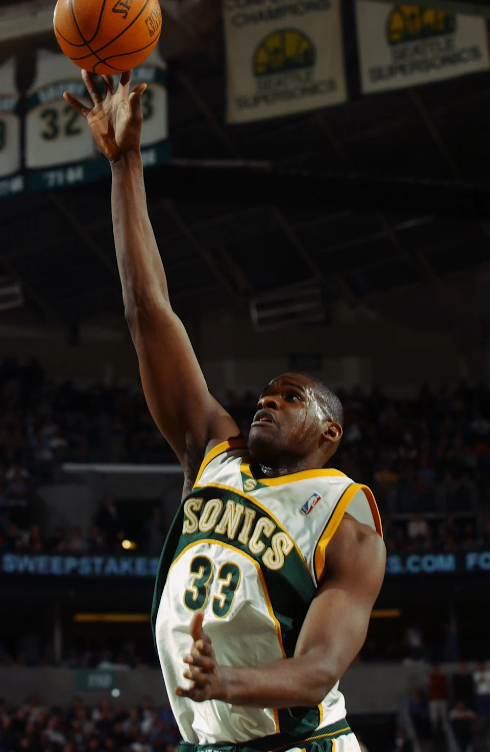 SEATTLE - FEBRUARY 28: Jerome James #33 of the Seattle Sonics shoots against the Los Angeles Lakers during the game at Key Arena on February 28, 2003 in Seattle, Washington. The Sonics won 107-90. NOTE TO USER: User expressly acknowledges and agrees that, by downloading and/or using this Photograph, User is consenting to the terms and conditions of the Getty Images License Agreement Mandatory Copyright Notice: Copyright 2003 (Photo by Otto Greule Jr./Getty Images)