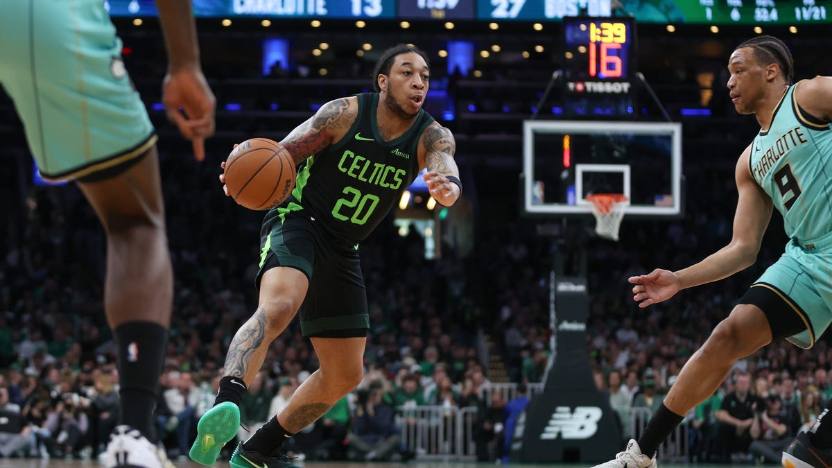 What will the Celtics do with JD Davison's roster spot after his exit?