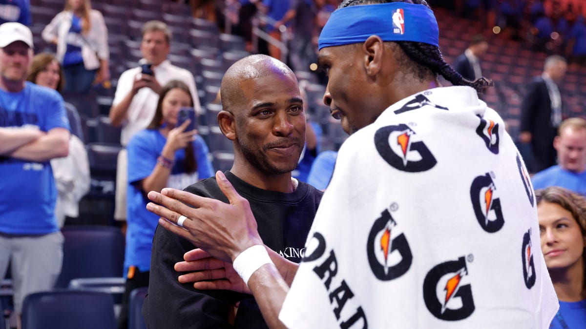 How should Chris Paul be honored?