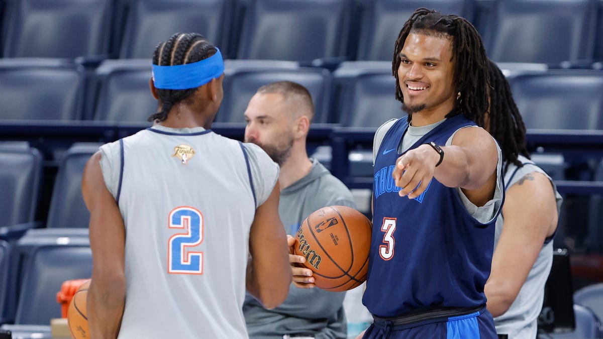 Shai Gilgeous-Alexander shouts out old Thunder teammate Dillon Jones