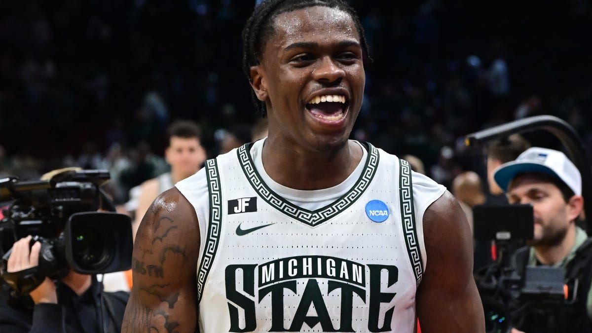 Spartans remain positioned near top 20 in latest preseason rankings