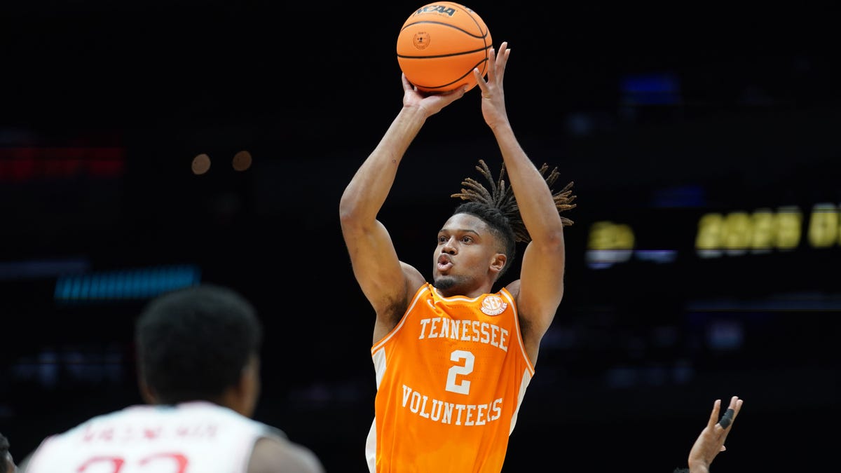 Here's what NBA experts are saying