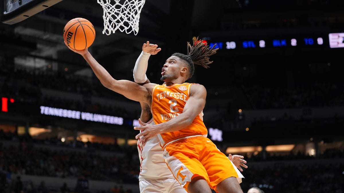 National analysts grade Detroit Pistons for their pick of Chaz Lanier