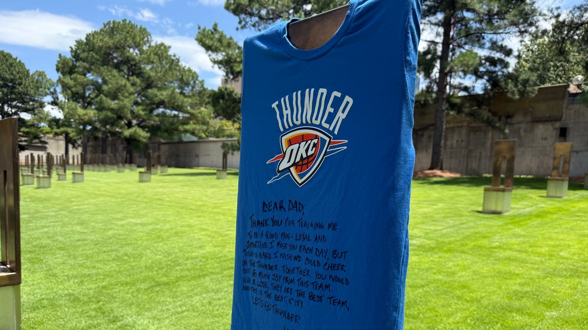 Thunder brings joy, attention to OKC Memorial with shirt left on chair