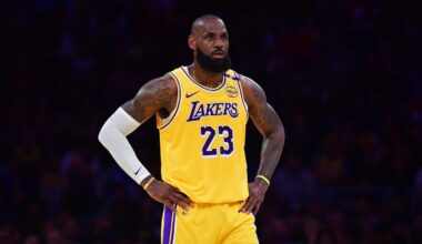 LeBron James downplays photo at Cavaliers practice facility