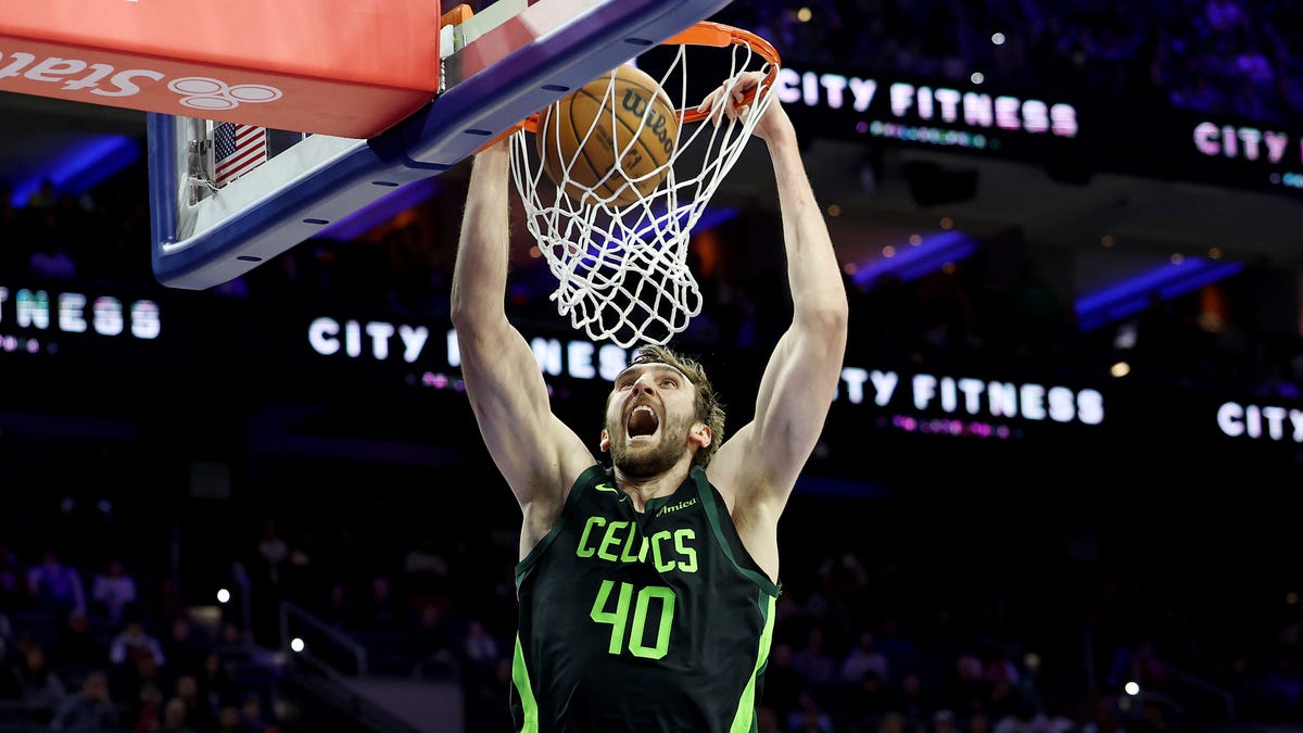 Luke Kornet explains perfect reason for wearing No. 7 jersey