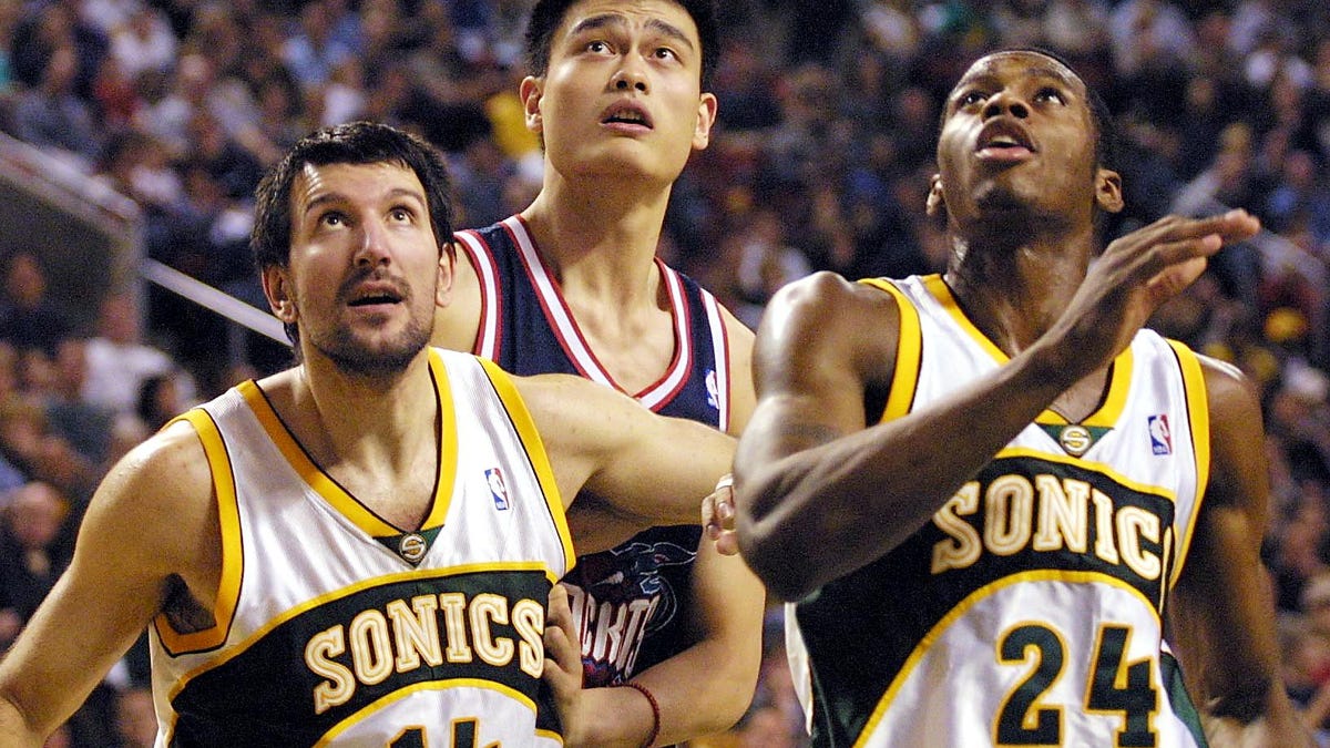 Thunder jersey history No. 34