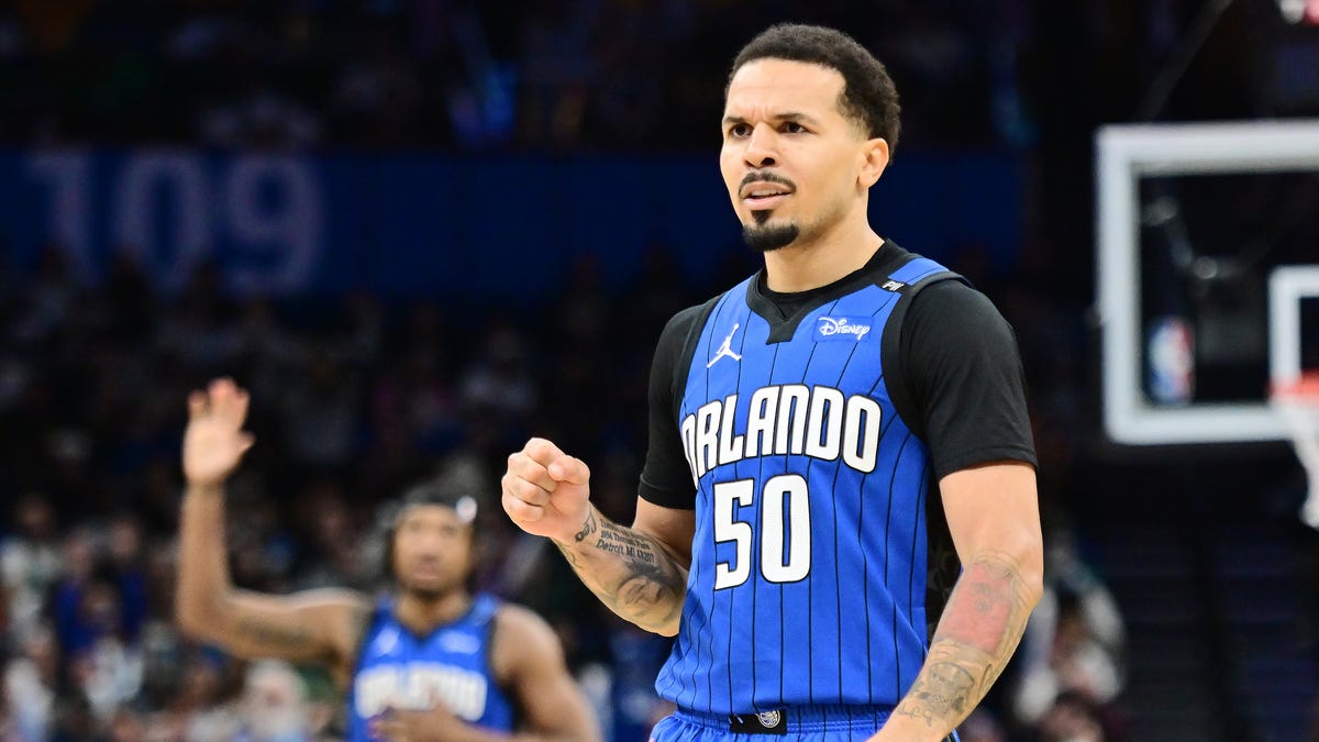 Milwaukee Bucks officially announce signing of guard Cole Anthony