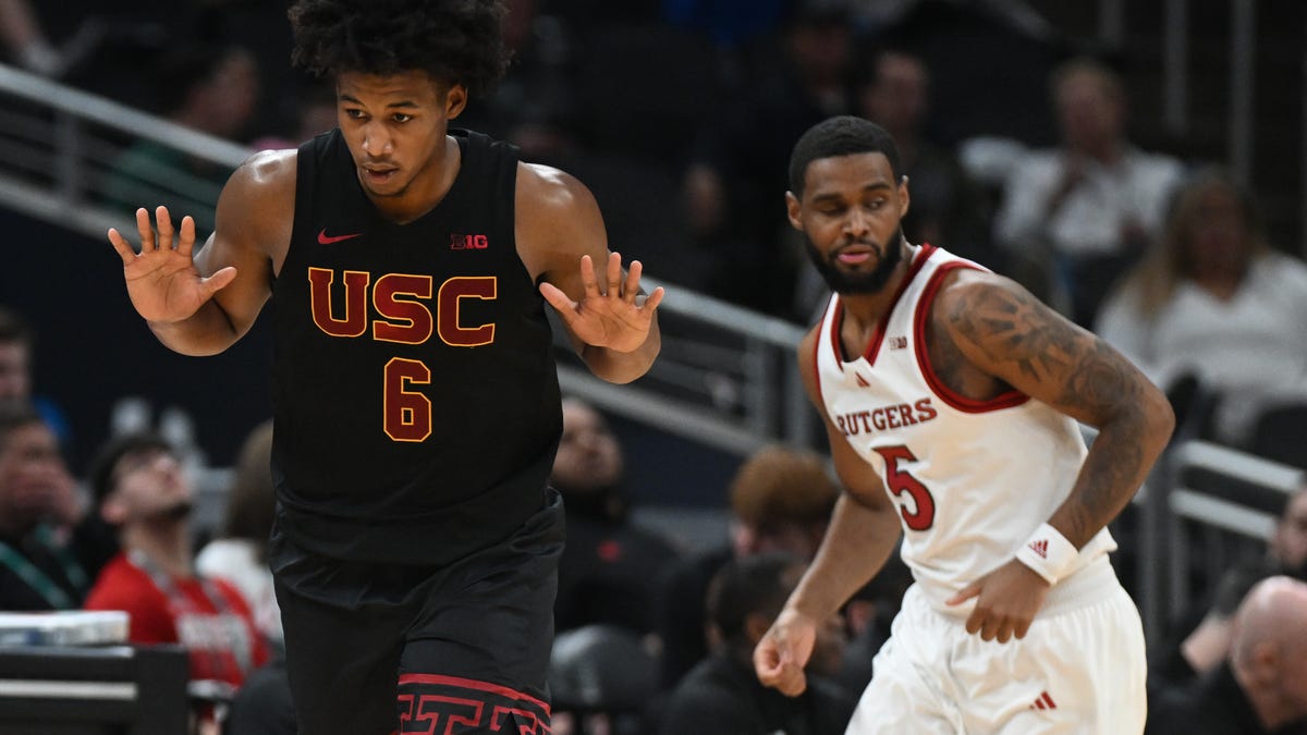 UW Basketball Rebuild Centered Around Fixing Three-Point Woes