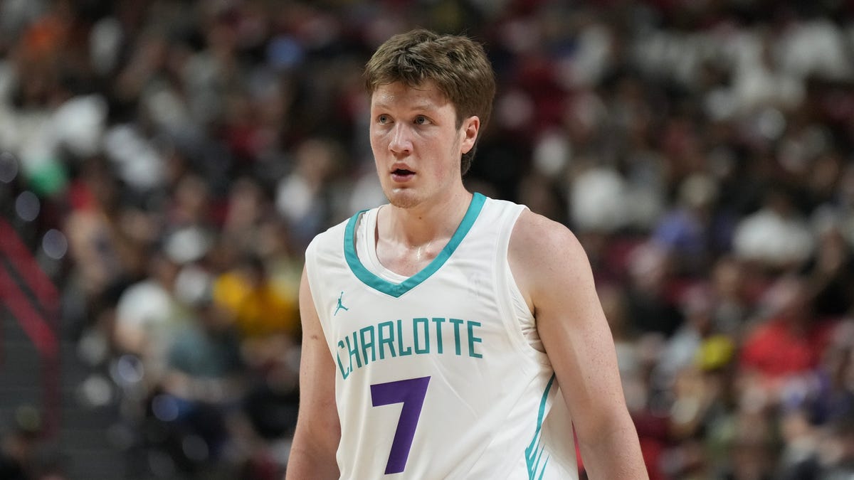 Kon Knueppel leads team to NBA Summer League semifinals