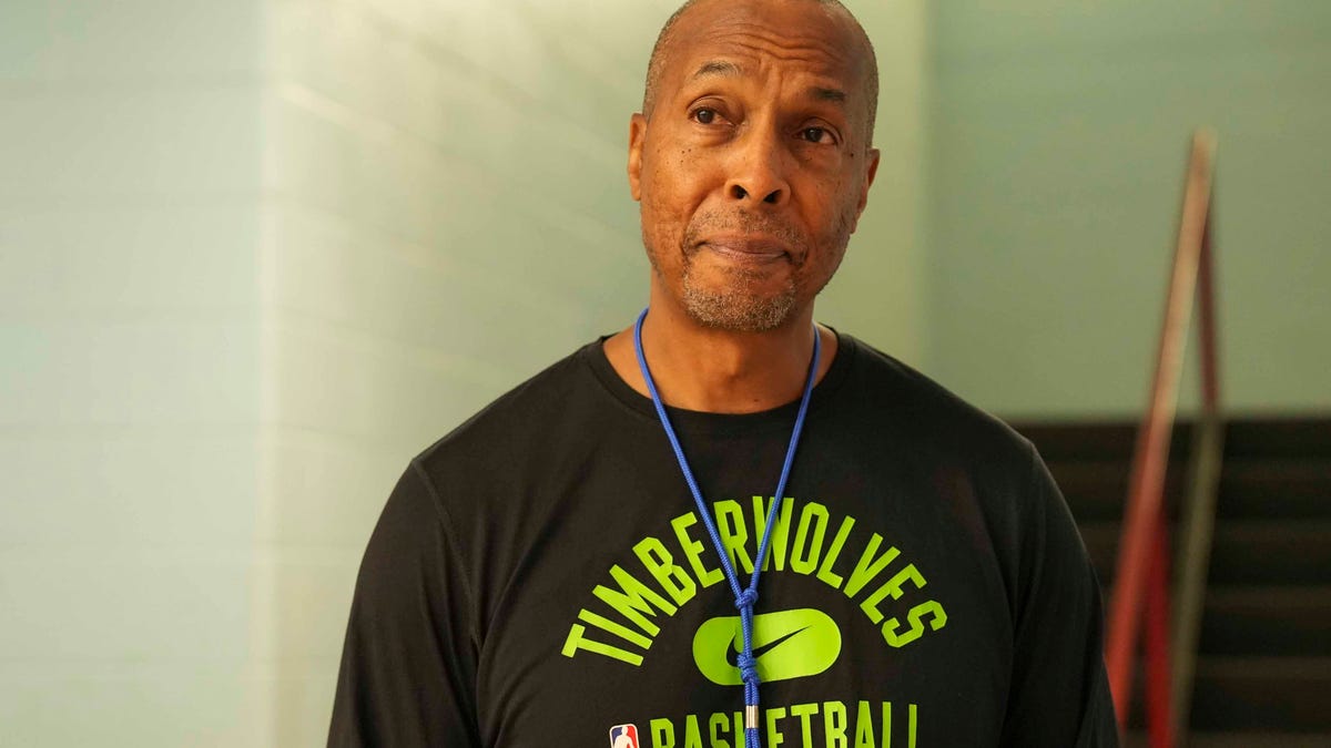 Why NBA assistant Elston Turner keeps coming back to Austin-East