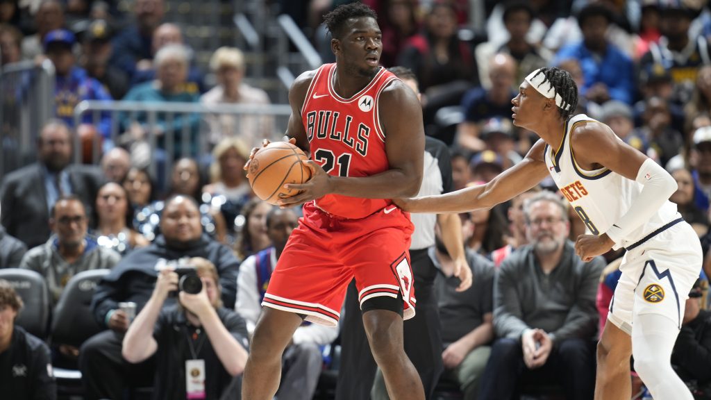 Former UConn star Adama Sanogo signs with team overseas