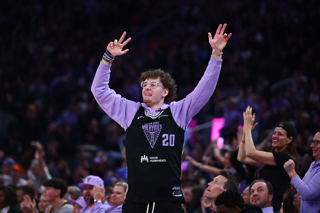 Warriors Toohey, Hawkins join Podziemski at Valkyries game