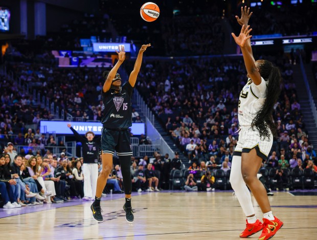 Golden State Valkyries' Tiffany Hayes (15) takes a shot against Chicago Sky's Michaela Onyenwere (12) in the first quarter at the Chase Center in San Francisco, Calif., on Friday, June 27, 2025. (Shae Hammond/Bay Area News Group)