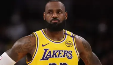 Lakers' new teammate of LeBron James reveals strange behavior amid ongoing NBA trade rumors