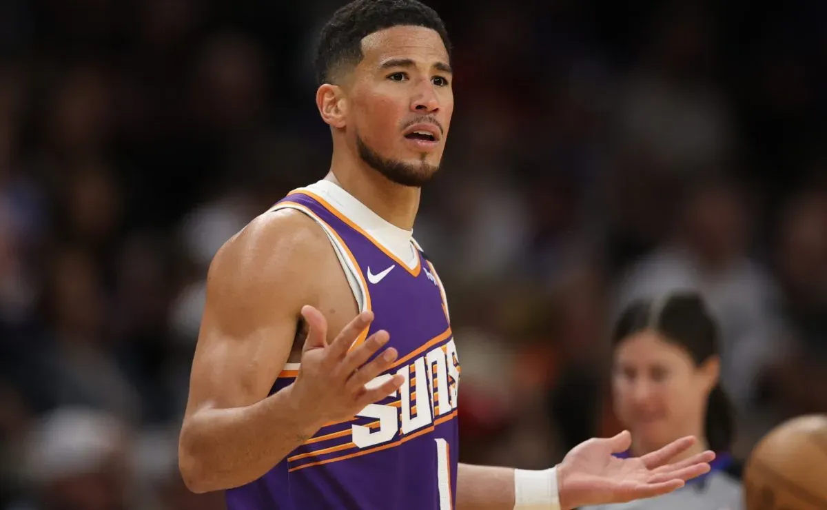 Former NBA coach of the year criticizes Phoenix Suns after Devin Booker’s massive contract renewal