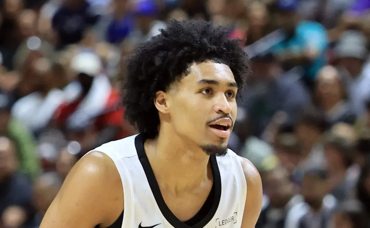 Spurs’ Dylan Harper and another rising prospect name their all-time NBA starting five