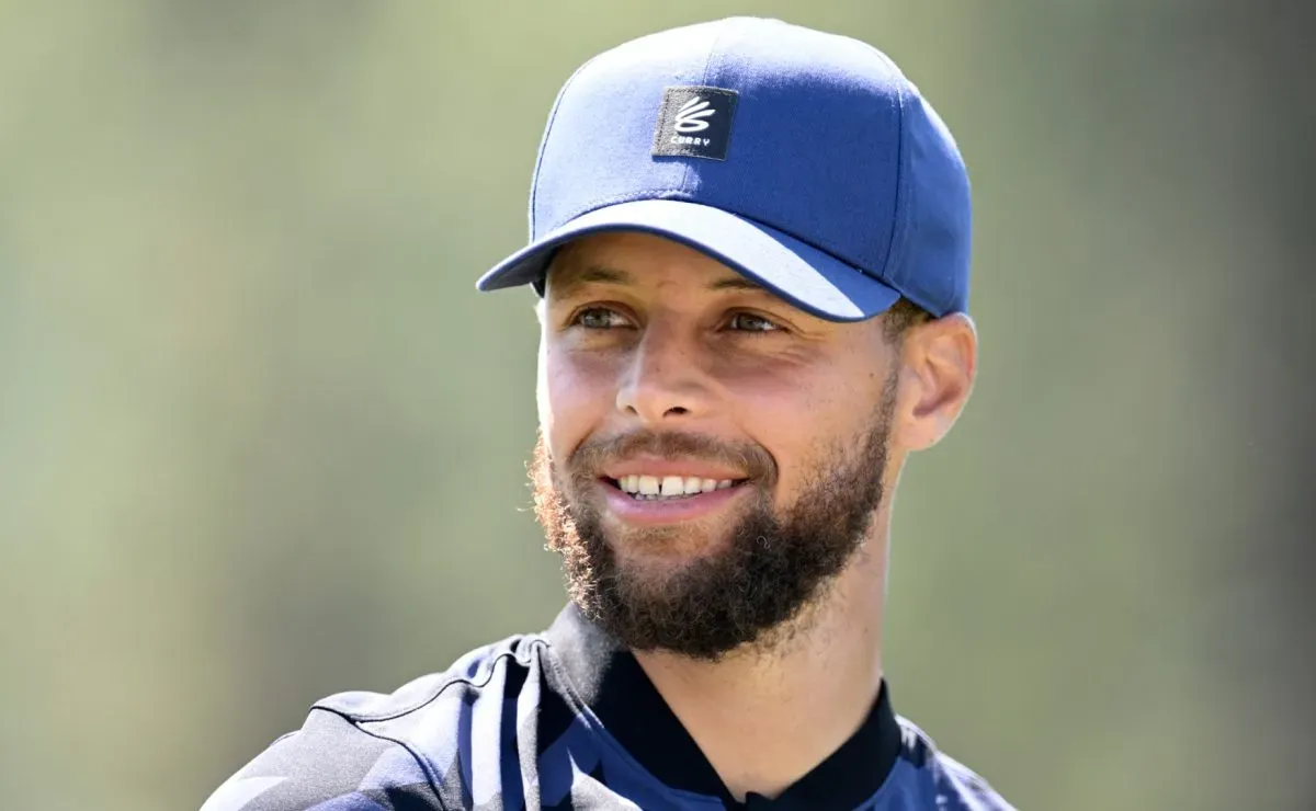 Warriors star Stephen Curry names the two smartest players he has ever seen on the court