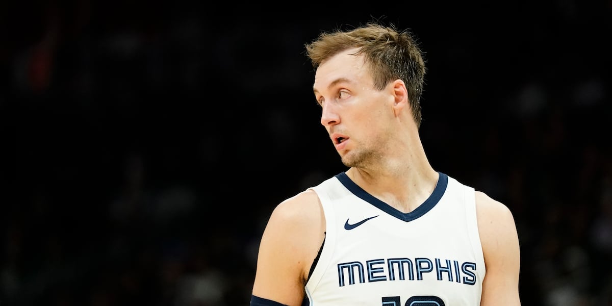 Luke Kennard agrees to 1-year, $11 million deal with Hawks, ESPN says