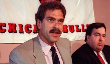 Phil Jackson hired as Bulls head coach