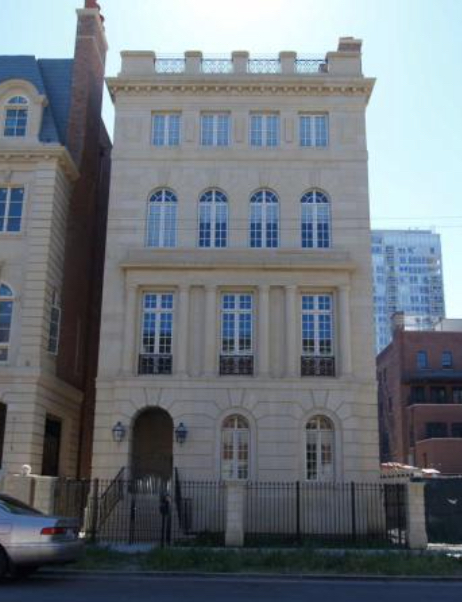 Former Bulls player DeMar DeRozan lists River North mansion