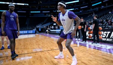 Chicago Bulls re-sign Emanuel Miller on two-way contract