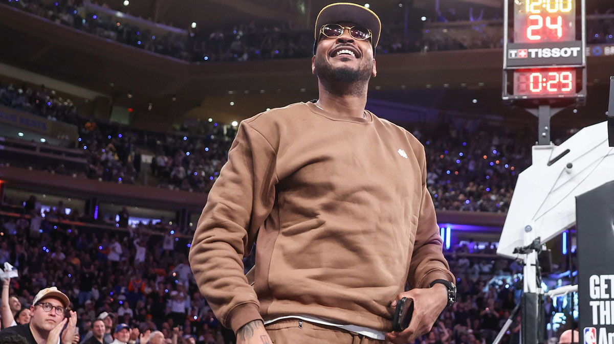 Former Nuggets Carmelo Anthony waves to the crowd during game five of first round for the 2025 NBA Playoffs between the against the Detroit Pistons and the New York Knicks at Madison Square Garden