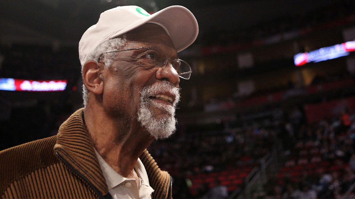 Celtics former center Bill Russell in attendance during the 2013 NBA all star shooting stars competition at the Toyota Center