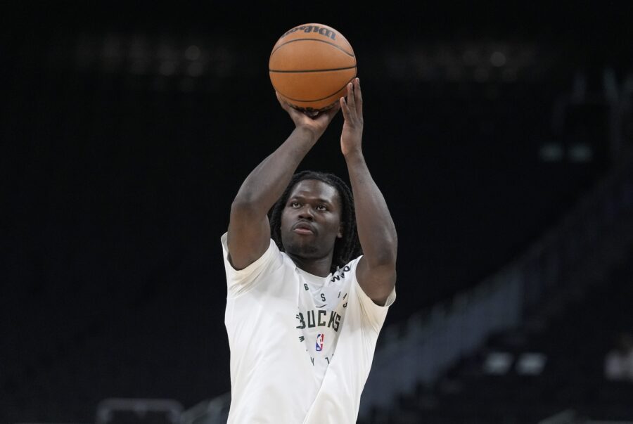 Bucks Waive Chris Livingston | Hoops Rumors