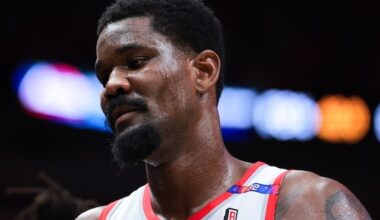 Deandre Ayton Received Strong Reviews From Trail Blazers GM