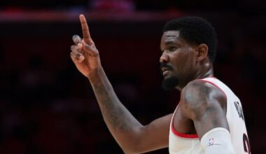Deandre Ayton Expected To Sign After Clearing Waivers