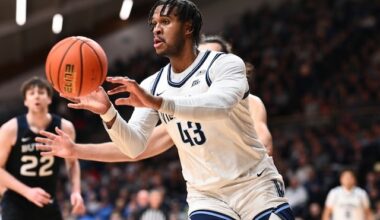 Eric Dixon, RJ Davis, Arthur Kaluma & Augustas Marčiulionis Sign Exhibit 10 Contract