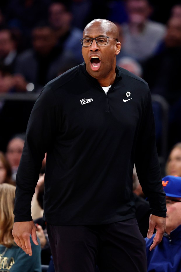 Head coach Mike Brown of the Sacramento Kings.