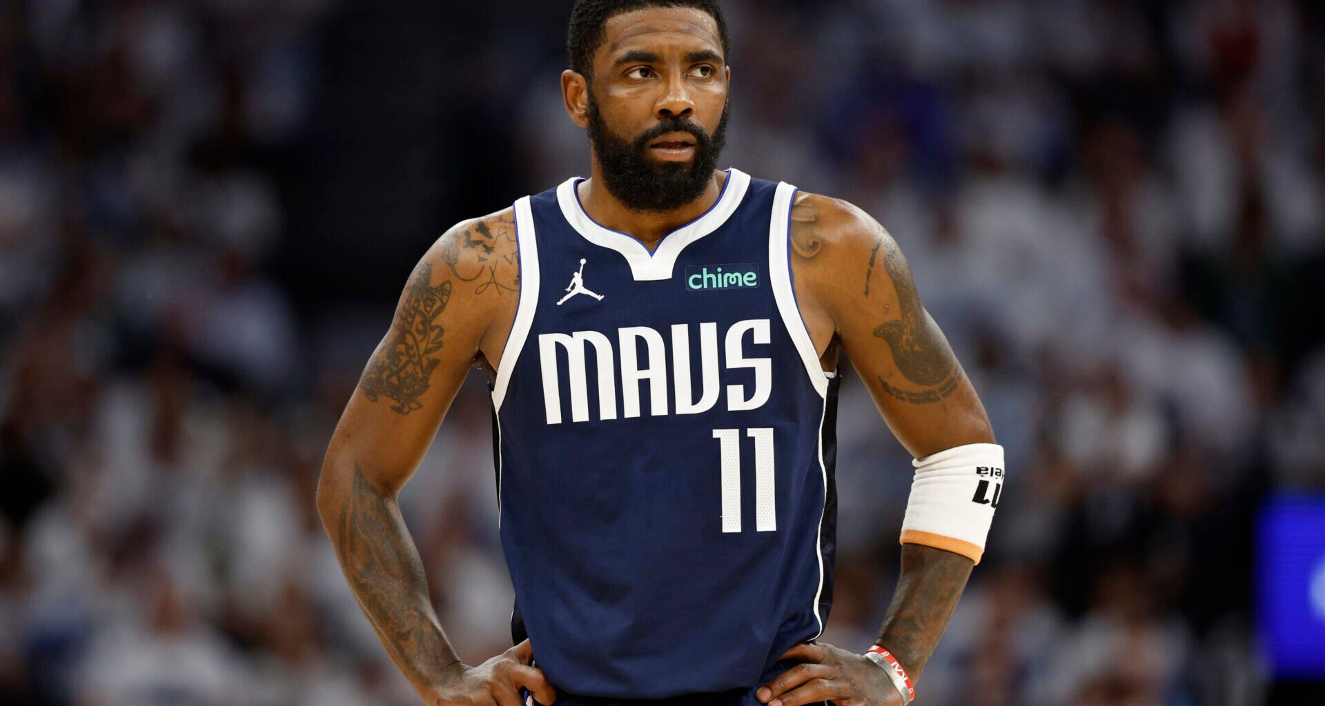 Kyrie Irving has strong reaction to NBA top 100 players debate, 'I don't care who...'