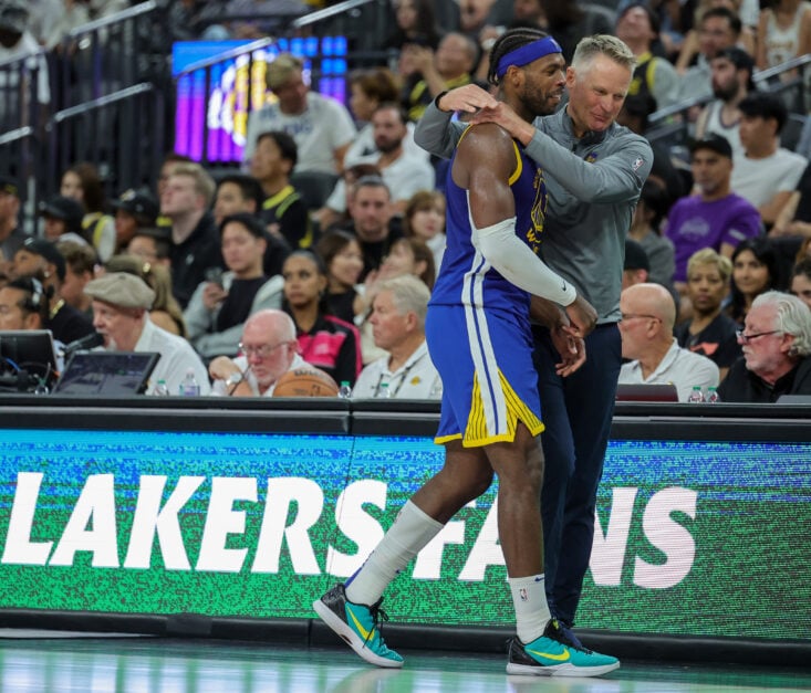 Golden State Warriors v Los Angeles Lakers