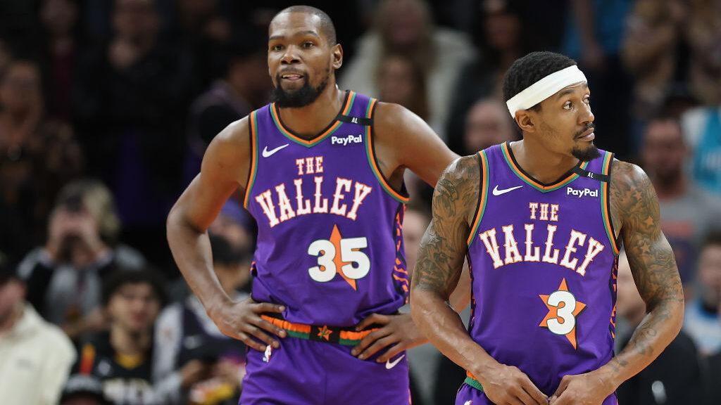 Suns list Durant, Beal out for Friday vs. Jazz