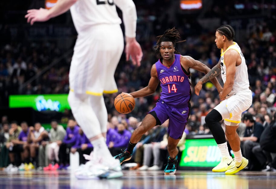 Ja'Kobe Walter dribbling the ball for the Toronto Raptors