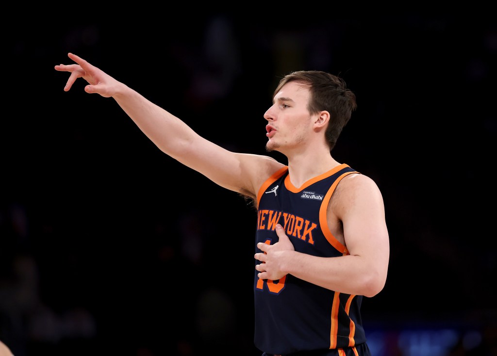 Roster, schedule, and 7 things to watch